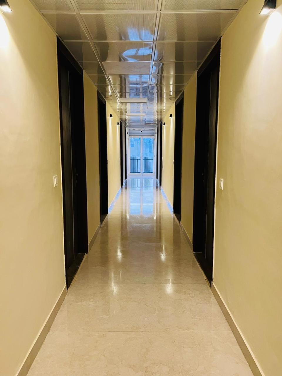 Hotel Riverb Нью-Делі Екстер'єр фото