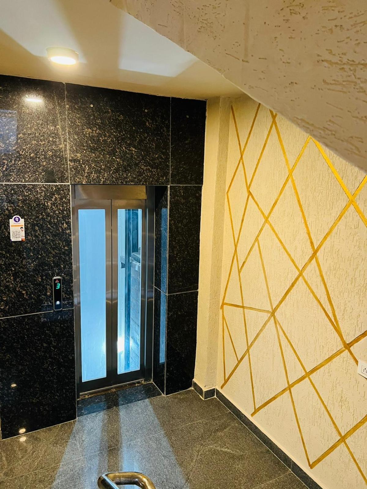 Hotel Riverb Нью-Делі Екстер'єр фото